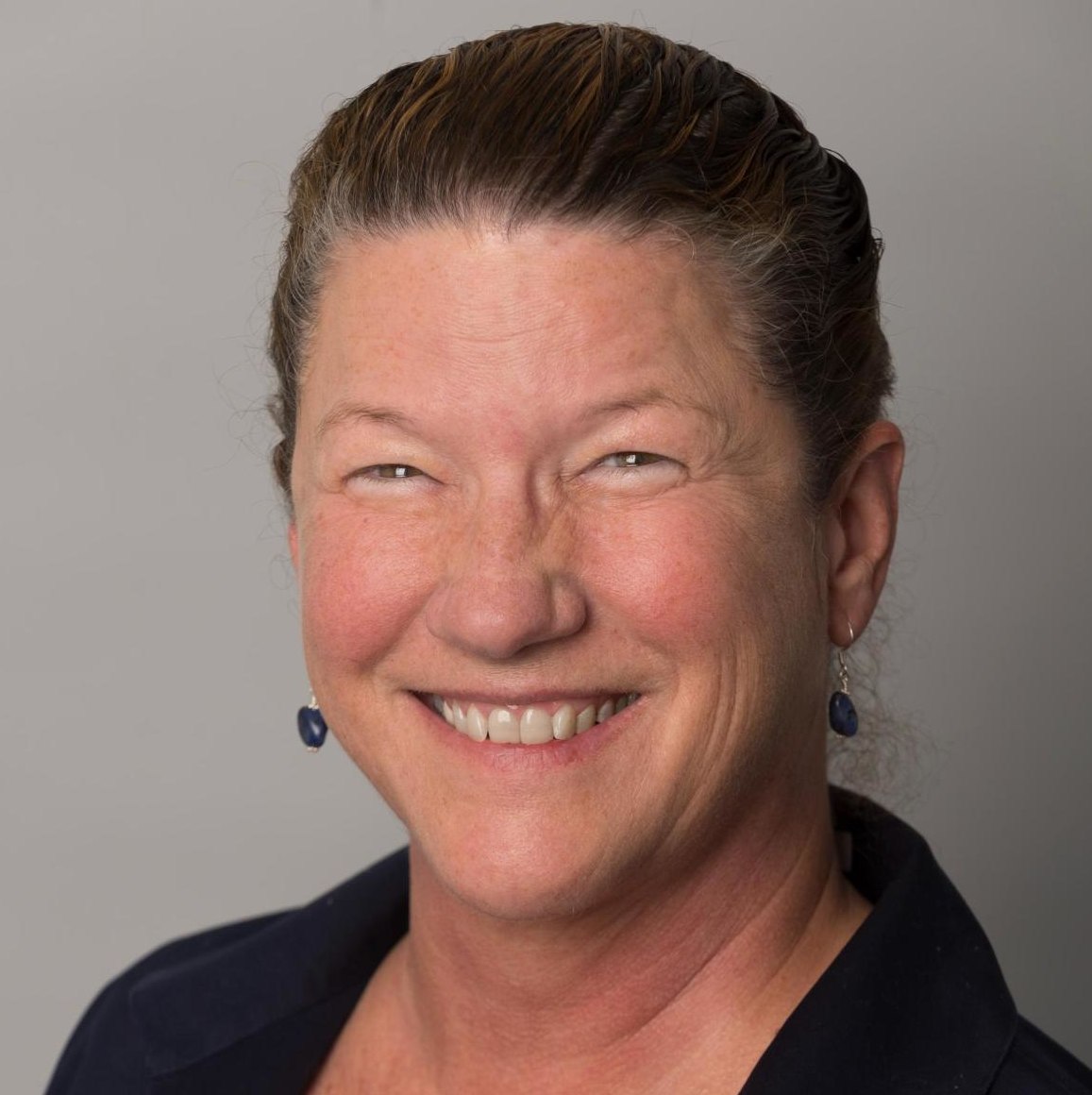 Photo of Lisa Olson